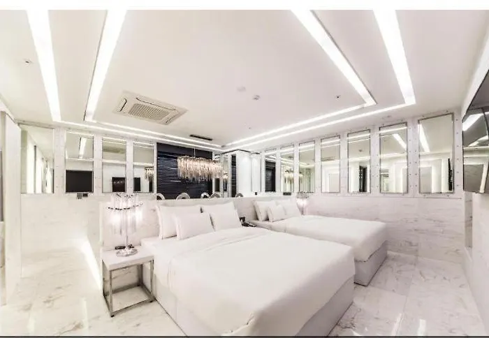 Hotel Forestar 2*